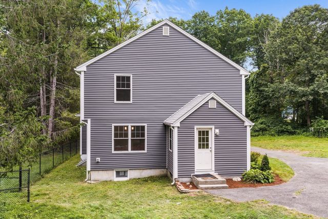 939 Monson Rd, Wilbraham, MA 01095