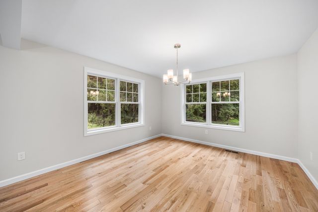 939 Monson Rd, Wilbraham, MA 01095