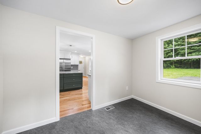 939 Monson Rd, Wilbraham, MA 01095