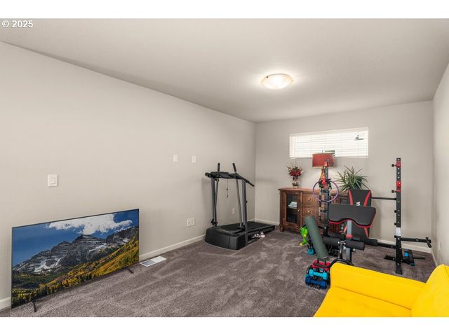 6421 Se 22ND St, Gresham, OR 97080