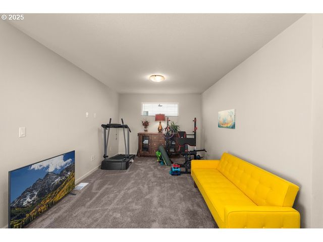 6421 Se 22ND St, Gresham, OR 97080