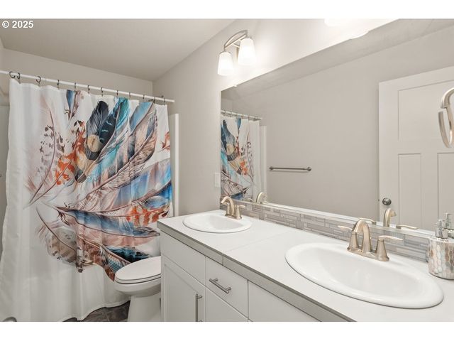 6421 Se 22ND St, Gresham, OR 97080