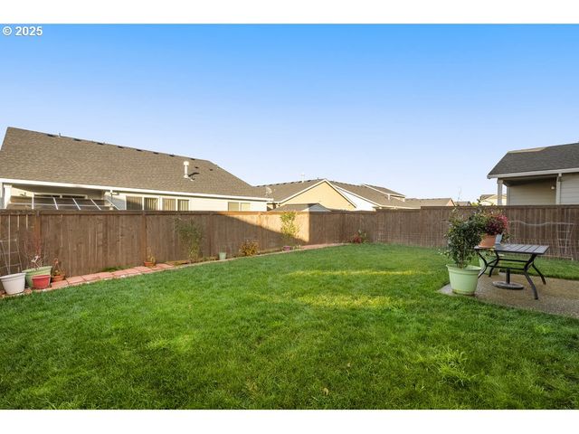 6421 Se 22ND St, Gresham, OR 97080