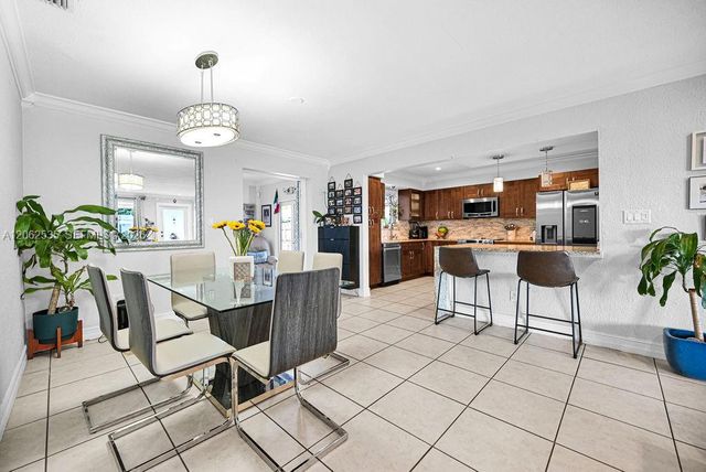 740 N 73rd Avenue, Hollywood, FL 33024