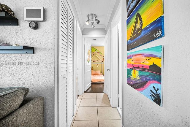 740 N 73rd Avenue, Hollywood, FL 33024