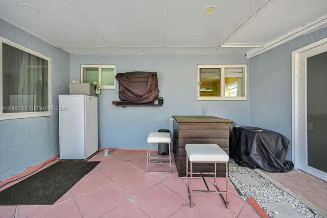 740 N 73rd Avenue, Hollywood, FL 33024
