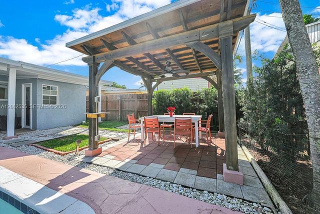 740 N 73rd Avenue, Hollywood, FL 33024
