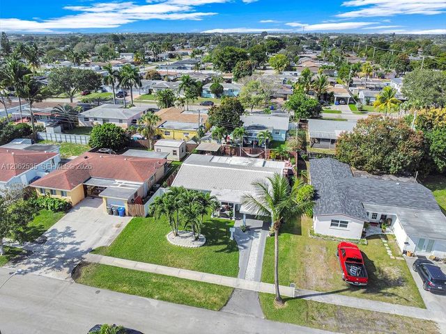 740 N 73rd Avenue, Hollywood, FL 33024