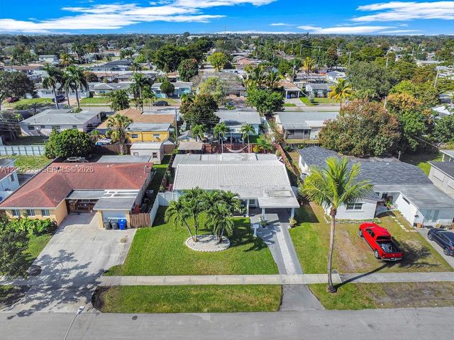 740 N 73rd Avenue, Hollywood, FL 33024