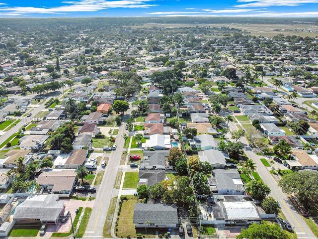 740 N 73rd Avenue, Hollywood, FL 33024