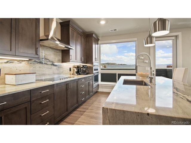 20 Wilcox St 302, Castle Rock, CO 80104