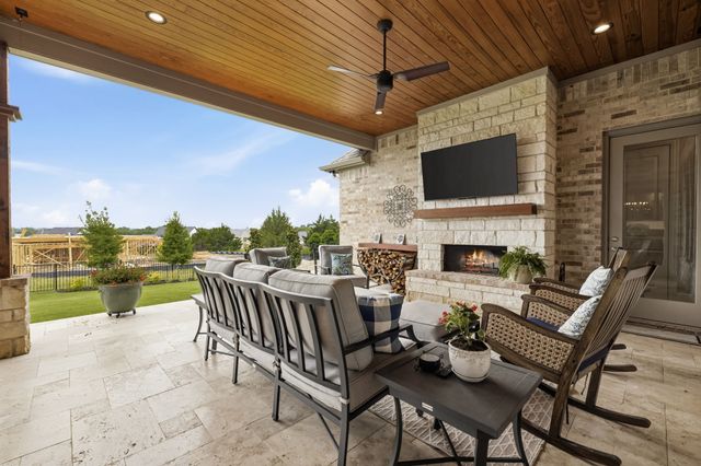 130 Sawgrass Drive, Heath, TX 75032