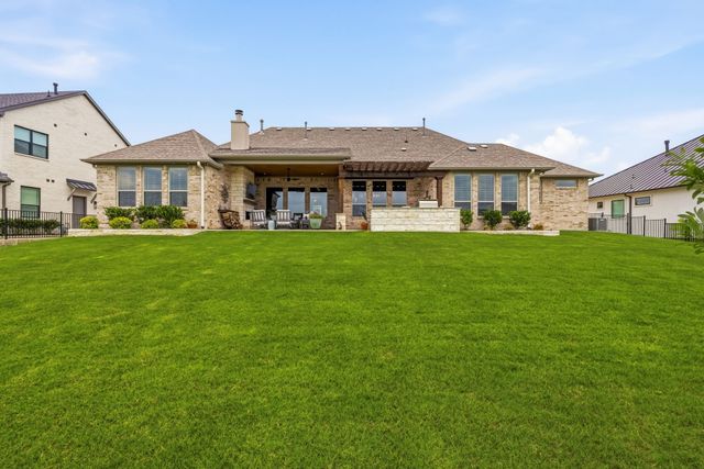 130 Sawgrass Drive, Heath, TX 75032