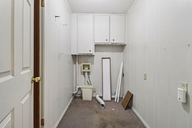 341 SW Dian Street, Burleson, TX 76028