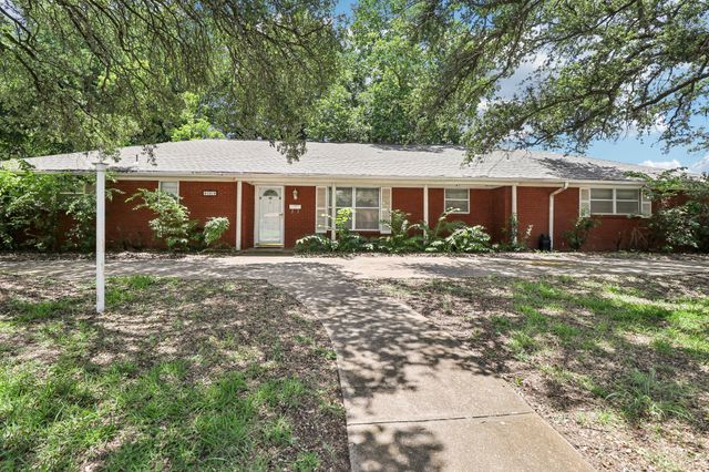341 SW Dian Street, Burleson, TX 76028
