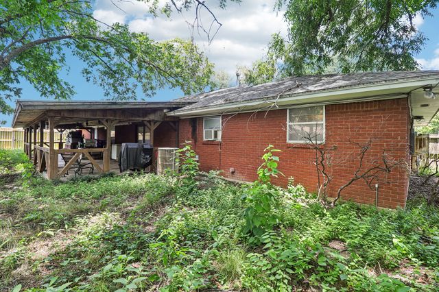 341 SW Dian Street, Burleson, TX 76028