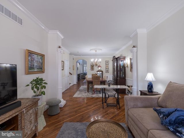 606 GREYCLIFFE LN, Ambler, PA 19002