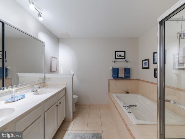 606 GREYCLIFFE LN, Ambler, PA 19002