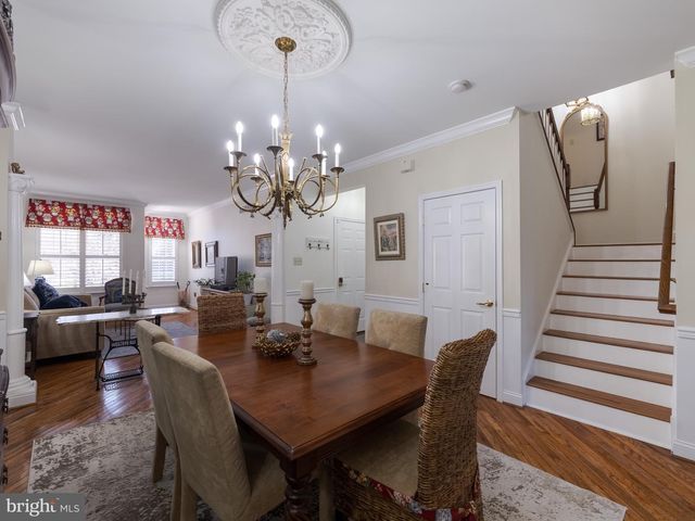 606 GREYCLIFFE LN, Ambler, PA 19002