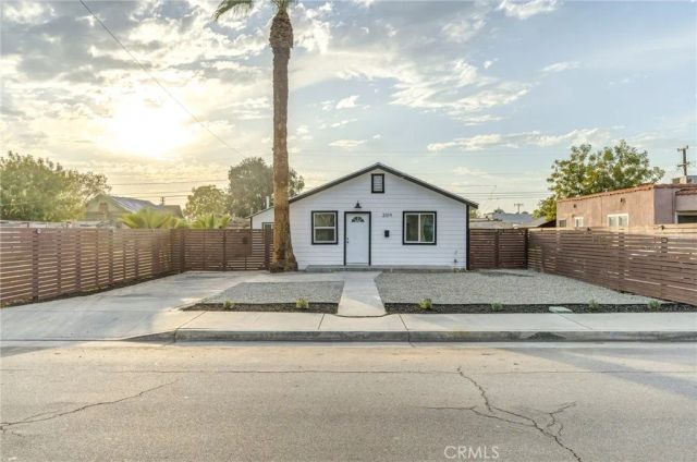3519 Jewett, Bakersfield, CA 93301