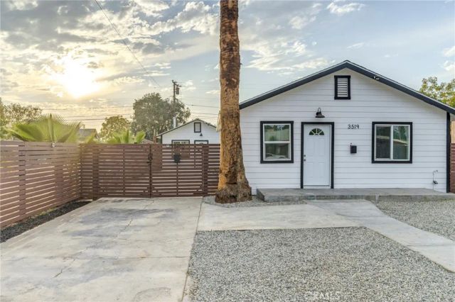 3519 Jewett, Bakersfield, CA 93301