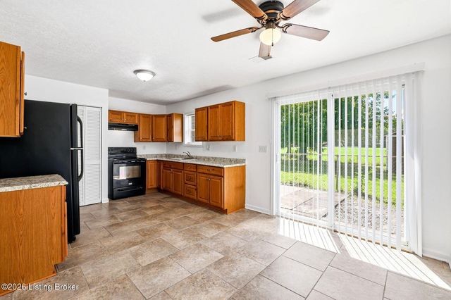 8614 Jan Way, Louisville, KY 40219