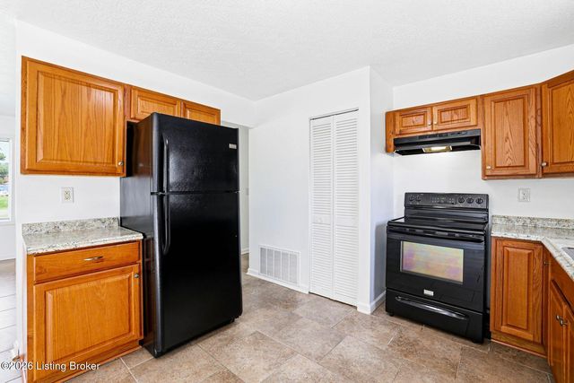 8614 Jan Way, Louisville, KY 40219