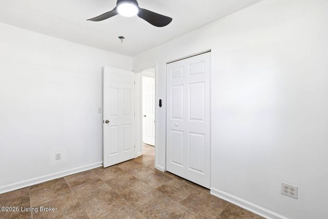 8614 Jan Way, Louisville, KY 40219