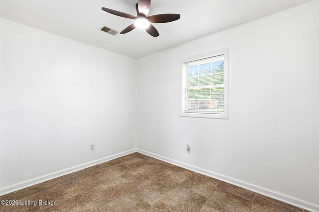 8614 Jan Way, Louisville, KY 40219
