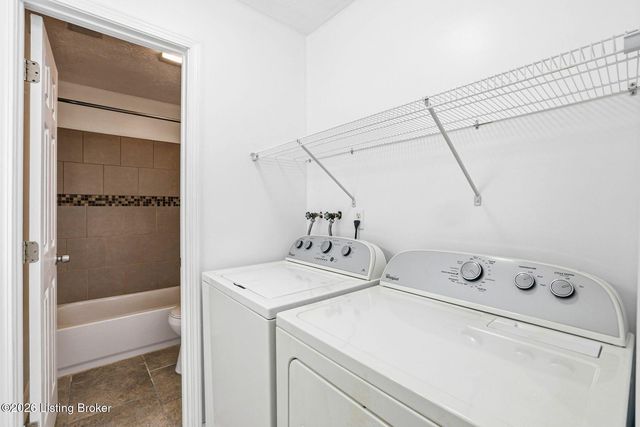 8614 Jan Way, Louisville, KY 40219