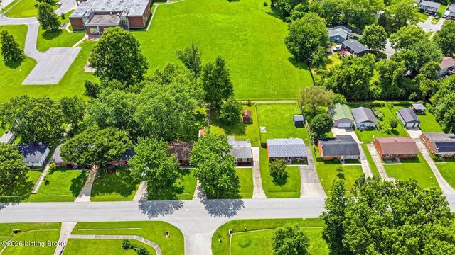8614 Jan Way, Louisville, KY 40219