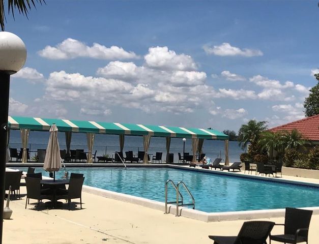 109 Lake Emerald Dr 204, Oakland Park, FL 33309
