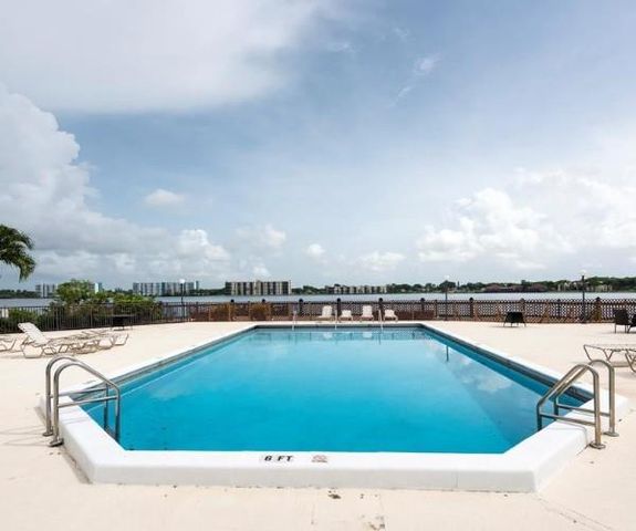 109 Lake Emerald Dr 204, Oakland Park, FL 33309
