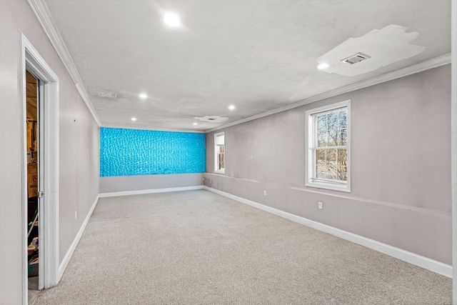 51 Oscar Ave, Brockton, MA 02302