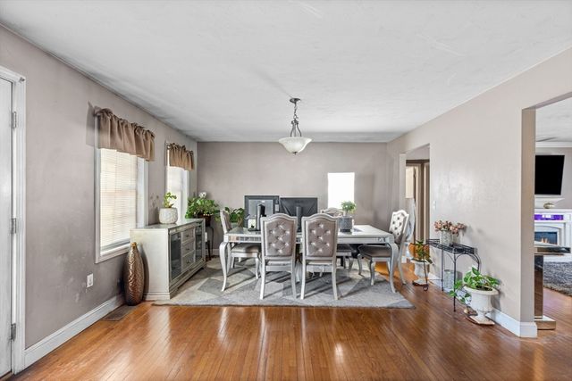 51 Oscar Ave, Brockton, MA 02302