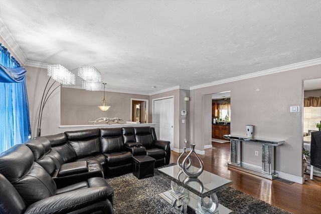 51 Oscar Ave, Brockton, MA 02302