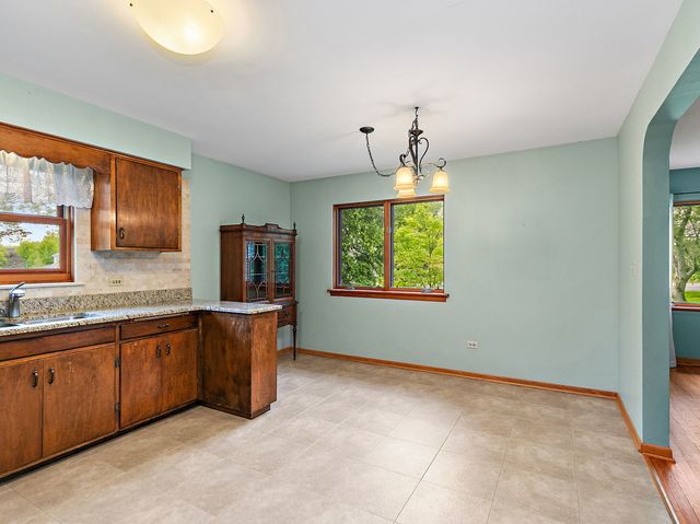 23509 N Garden Lane, Lake Zurich, IL 60047