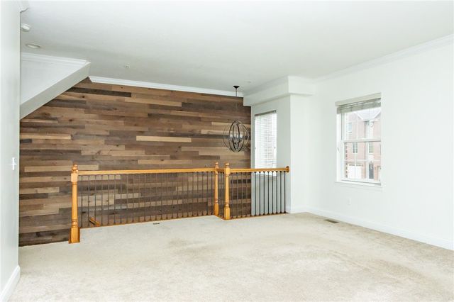 587 Chesnic Dr, North Strabane, PA 15317