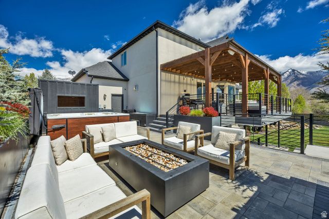 5843 W CENTURY HEIGHTS DR, Highland, UT 84003