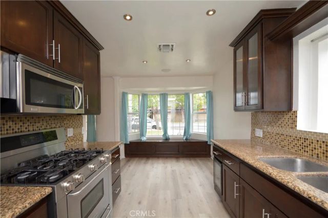 12301 Rives Avenue, Downey, CA 90242