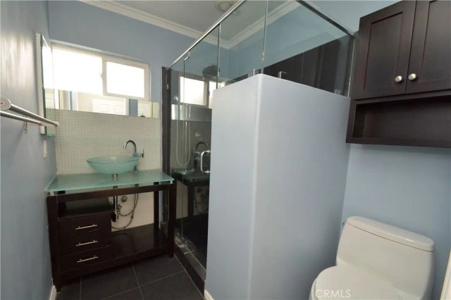 12301 Rives Avenue, Downey, CA 90242