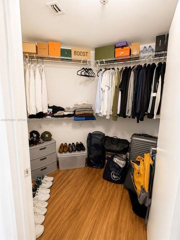 1900 N Bayshore Drive 3005, Miami, FL 33132