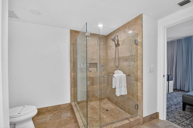 3800 N Ocean Drive 518, Singer Island, FL 33404