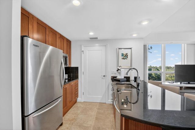 3800 N Ocean Drive 518, Singer Island, FL 33404