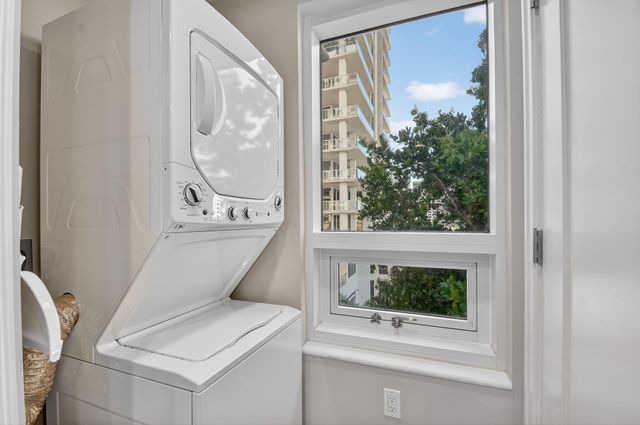 3800 N Ocean Drive 518, Singer Island, FL 33404