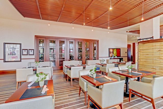 3800 N Ocean Drive 518, Singer Island, FL 33404
