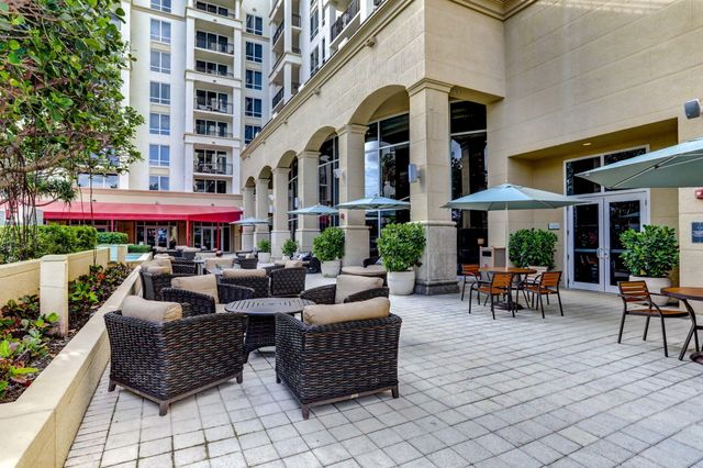 3800 N Ocean Drive 518, Singer Island, FL 33404
