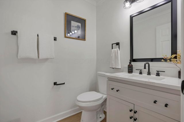 5612 Valencia Park Boulevard, 13E, Hilliard, OH 43026