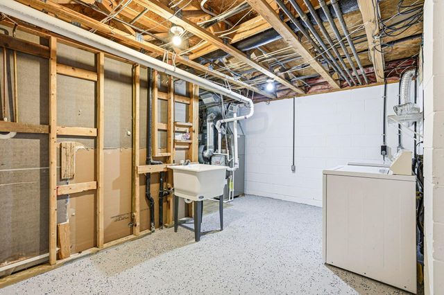 5612 Valencia Park Boulevard, 13E, Hilliard, OH 43026