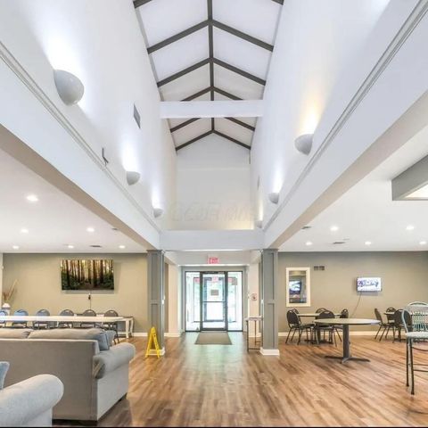 5612 Valencia Park Boulevard, 13E, Hilliard, OH 43026